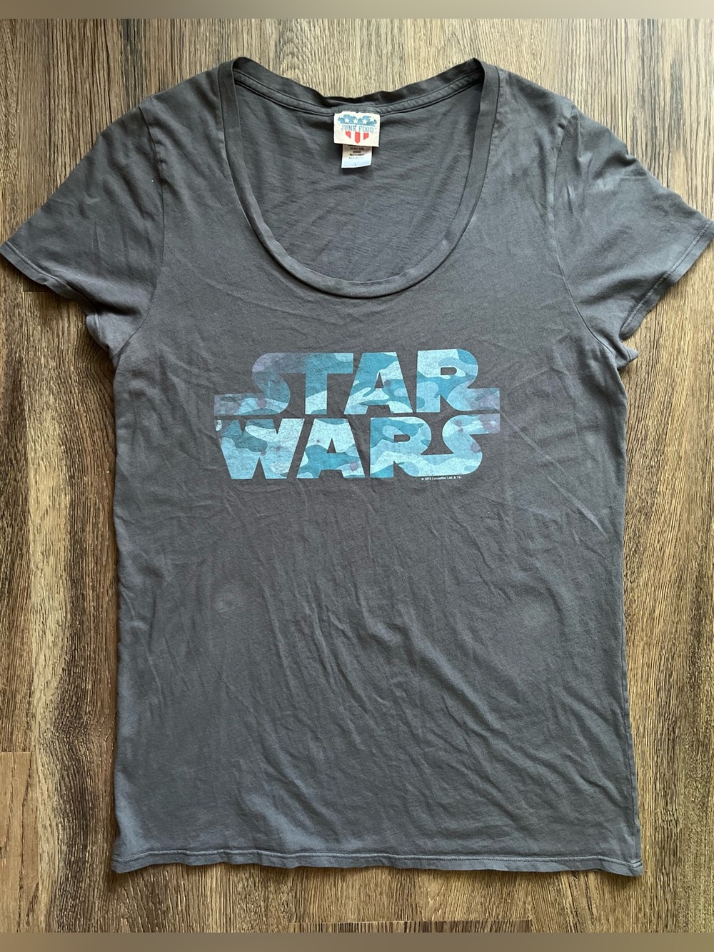 Star Wars 2013 Graphic T-Shirt Gray Women’s Large Made in USA